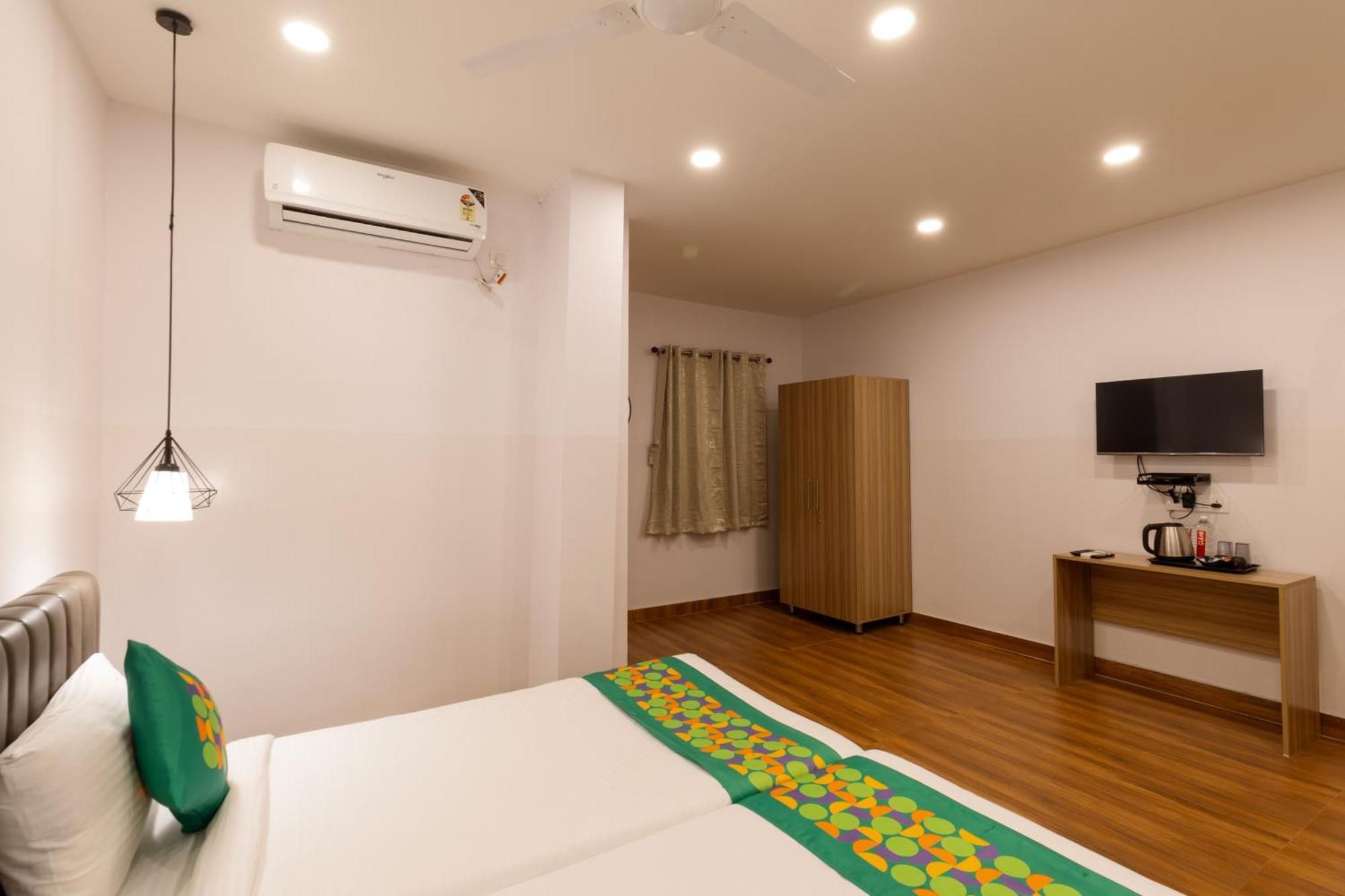 Treebo Seventh Heaven Kukatpally Hyderabad Esterno foto