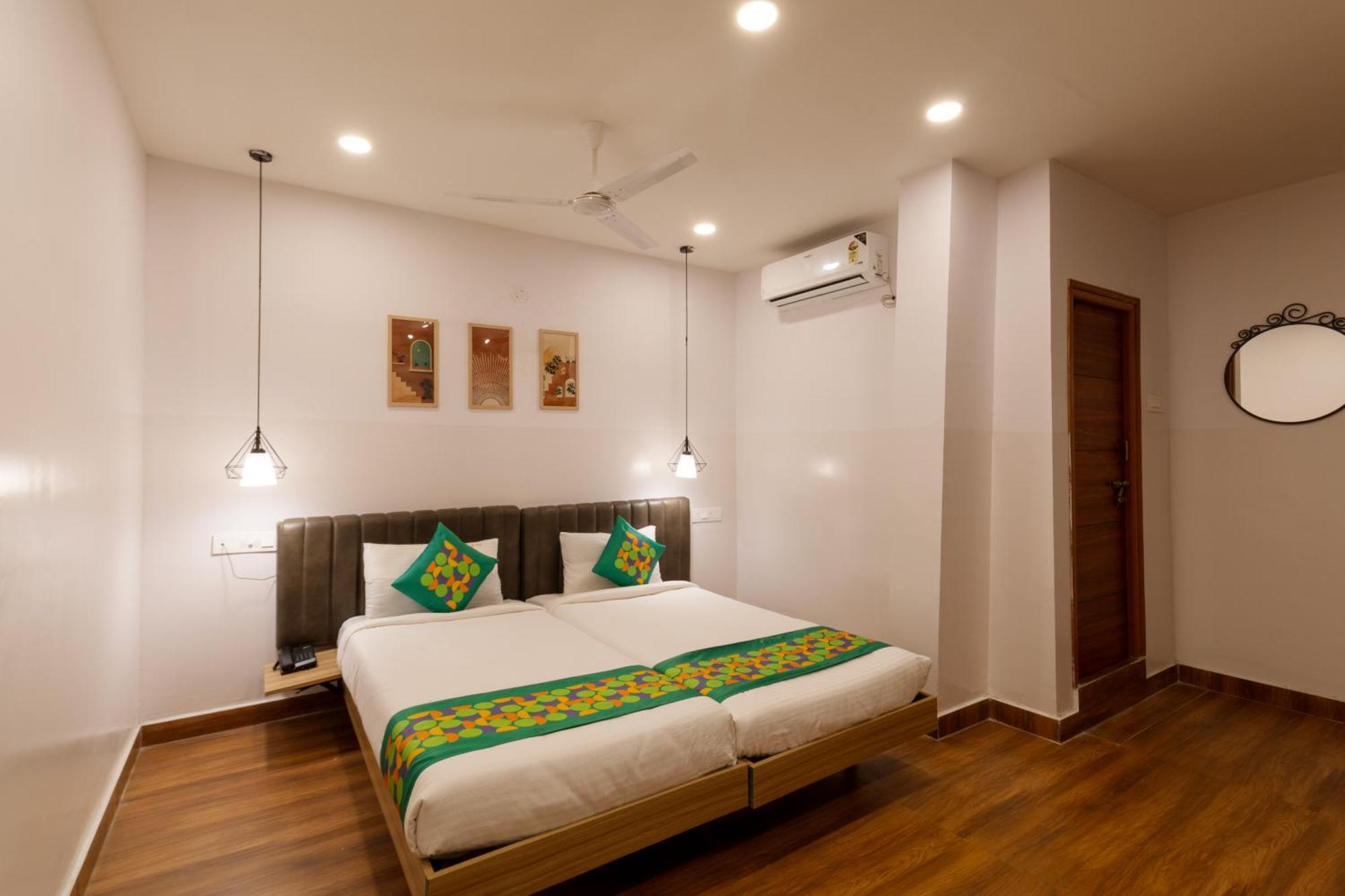 Treebo Seventh Heaven Kukatpally Hyderabad Esterno foto