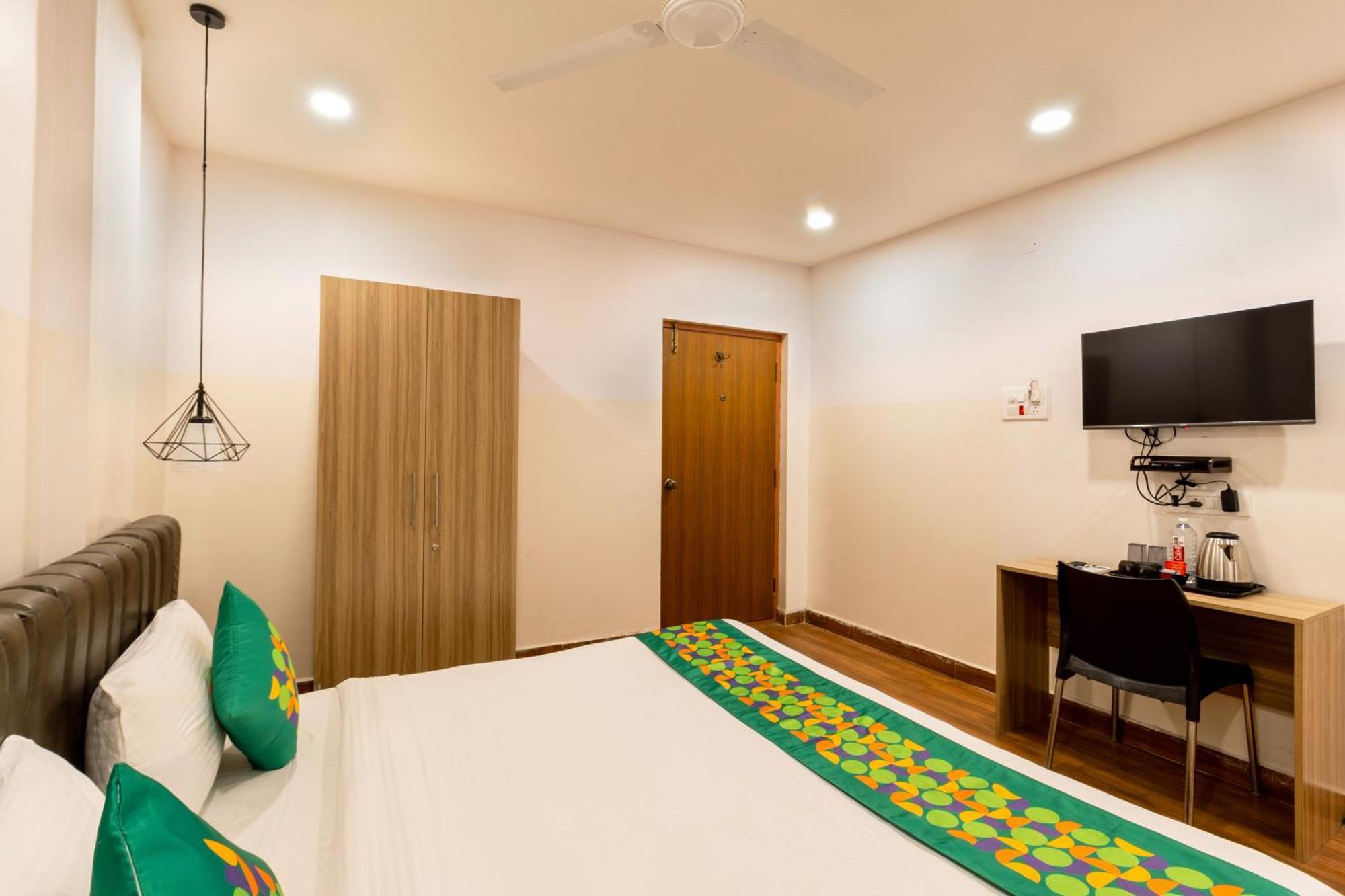 Treebo Seventh Heaven Kukatpally Hyderabad Esterno foto