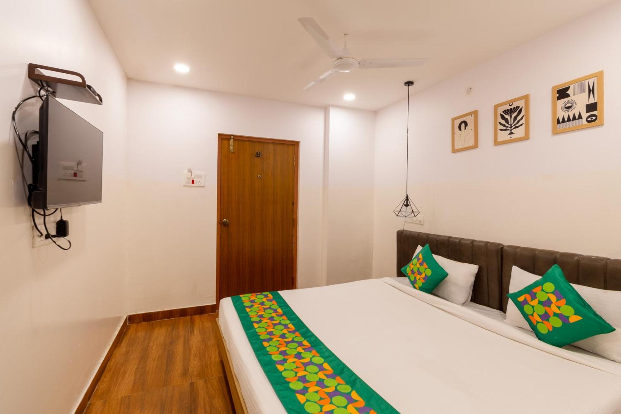 Treebo Seventh Heaven Kukatpally Hyderabad Esterno foto